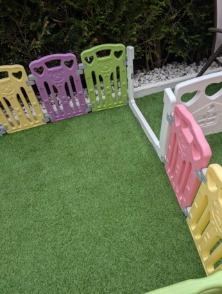 Parque infantil modular de plástico