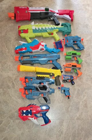 Lote de pistolas Nerf precio según modelo.