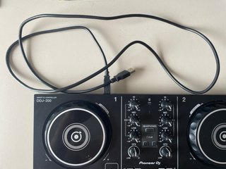 Controlador DJ Pioneer DDJ-200
