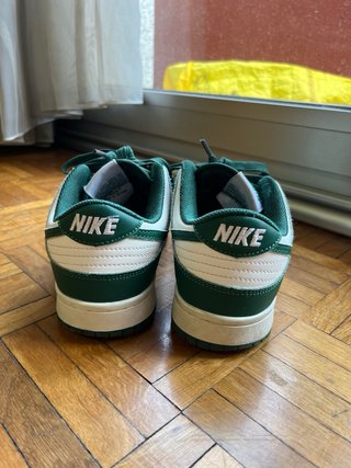 Nike Dunk Low Verde y Blanco