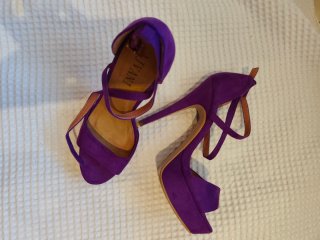Zapatos de tacón AJVANI morados