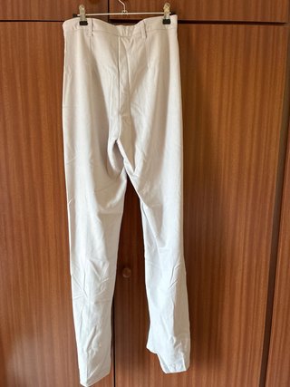 Pantalón Bershka gris claro