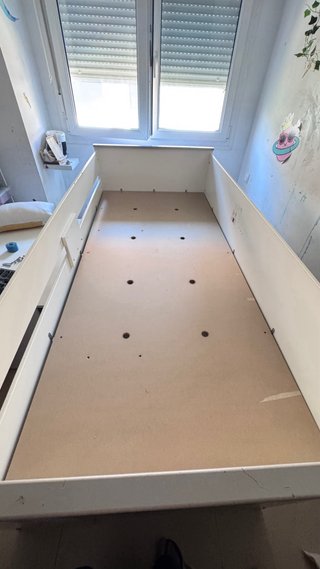 Cama alta infantil con escritorio