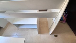 Cama alta infantil con escritorio
