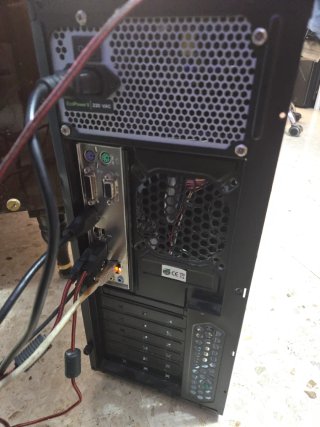 PC Ryzen 3 3200G 12GB RAM SSD 4TB VEGA 8