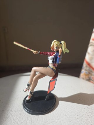 Figura Harley Quinn Coleccionista
