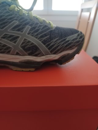 Zapatillas Asics Gel-Nimbus 18 Talla 42.5