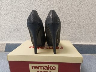 Zapatos tacón efecto piel serpiente negros
