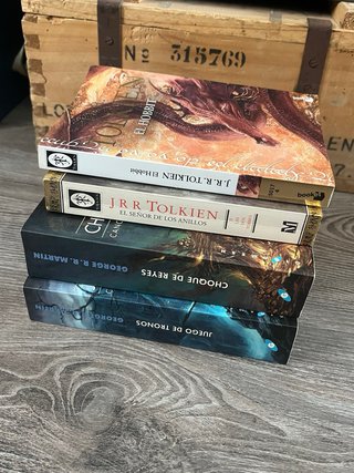Libros Juego de tronos y el Señor de los Anillos