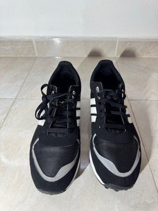 Zapatillas Adidas LA Trainer II Talla 43.5