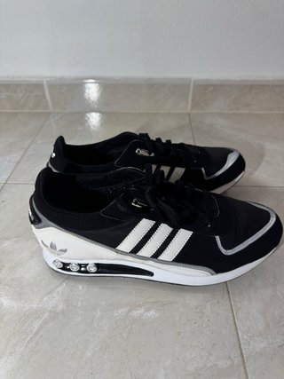 Zapatillas Adidas LA Trainer II Talla 43.5