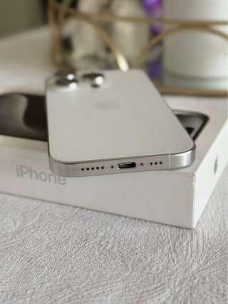 iPhone 15 Pro 256GB
