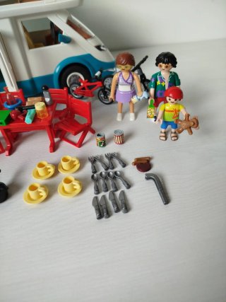 Playmobil Family Fun 70088 + Regalos