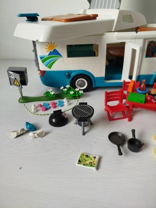 Playmobil Family Fun 70088 + Regalos