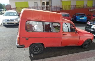 Renault 4 E-TECH 1994