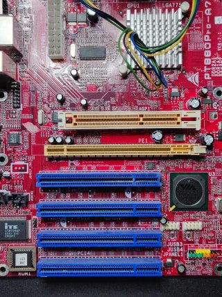 Placa Pentium 4 + CPU + RAM + VGA + HD