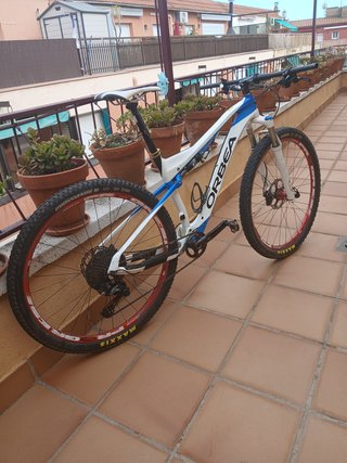 Bicicleta Orbea Oiz 29 BTT en muy buen estado.