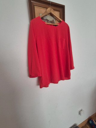 Lote 16 prendas mujer de marca por 50 euros.