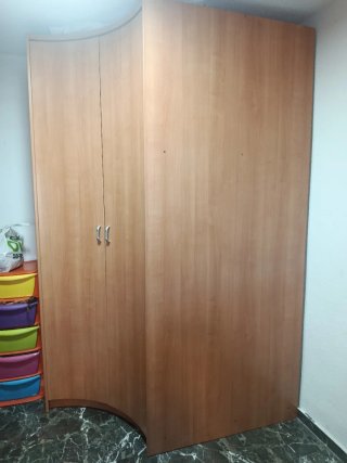 Armario esquinero madera haya