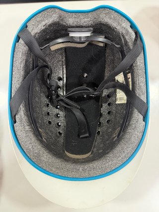 Casco equitación Fouganza azul y blanco