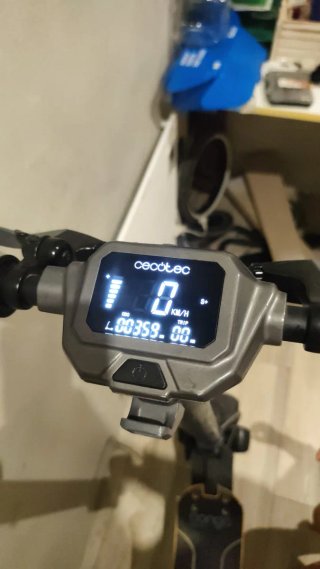 Patinete eléctrico Cecotec Bongo