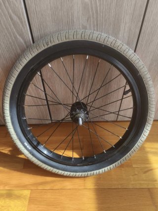 Rueda BMX 18x2.4