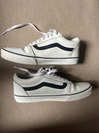 Zapatillas Vans de cuero blanco