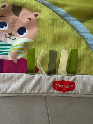 Alfombra de actividades Tiny Love para bebé