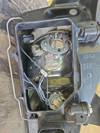 Faro Delantero izquierdo Ford Focus MK2