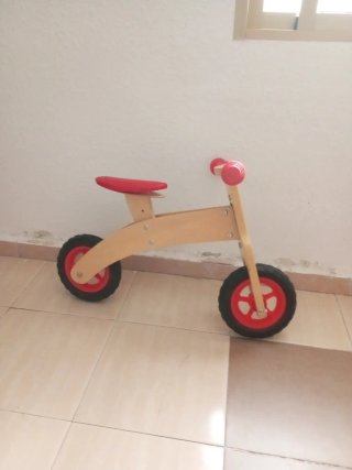 Bici de madera para niños