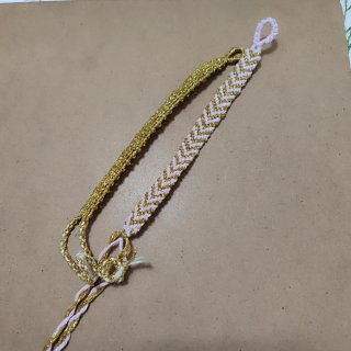 Lote 2 Pulseras Tejidas Hilo Dorado y Rosa