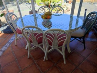 Mesa Comedor Ratán Cristal + 5 Sillas