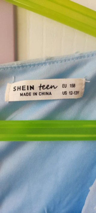 Vestito azzurro con pois