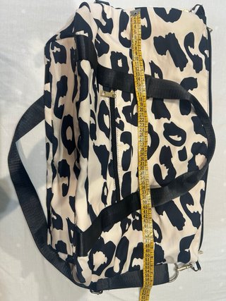 Bolsa de deporte y neceser estampado