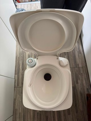 Baño Portátil Thetford Camper