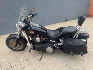 Harley-Davidson Negra - Moto Cruiser
