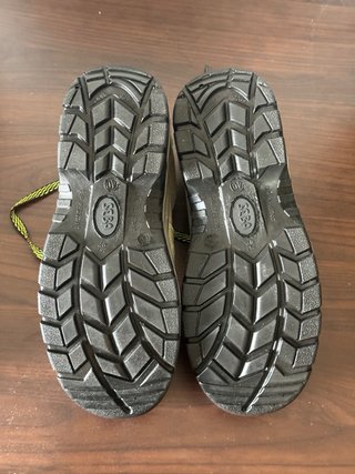 Scarpe antinfortunistiche nuove mai indossate