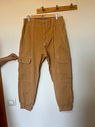 Pantalón Cargo Beige Talle 38