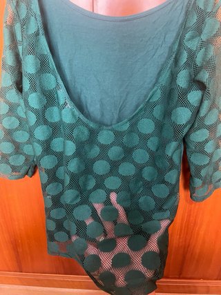 Camiseta Zara M Escote Espalda Topos