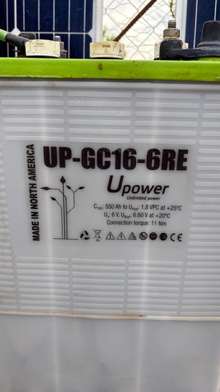 4 Placas Solares 370W + 4 baterías + inversor