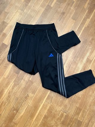 Pantalón chándal Adidas negro Talla S