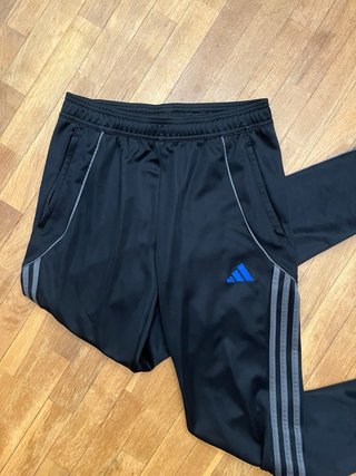 Pantalón chándal Adidas negro Talla S