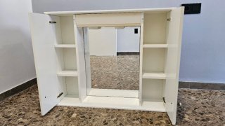 GRATIS - Mueble de baño con espejo