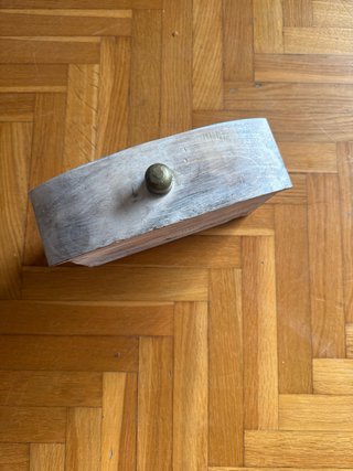Cajonera pequeña de madera