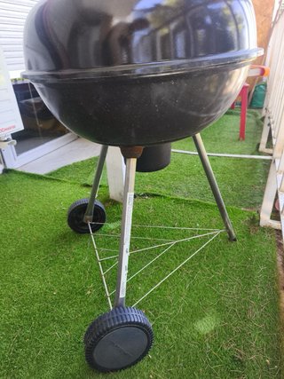 Barbacoa portatil negra