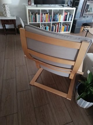Sillón y reposapiés tela y madera