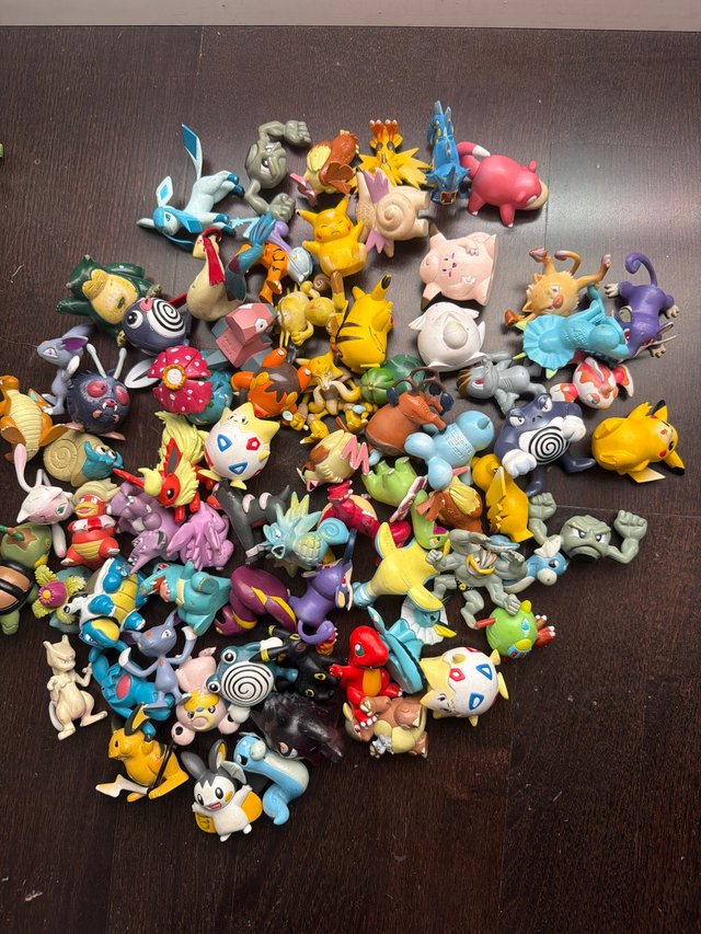 Lote Figuras Pokémon Tomy