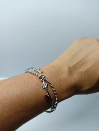 Pulsera rígida plata circonitas hojas