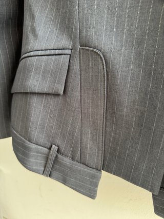 Chaqueta gris sin estrenar Fashion Nova