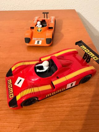 Coches Scalextric Fly Momo y Jägermeister